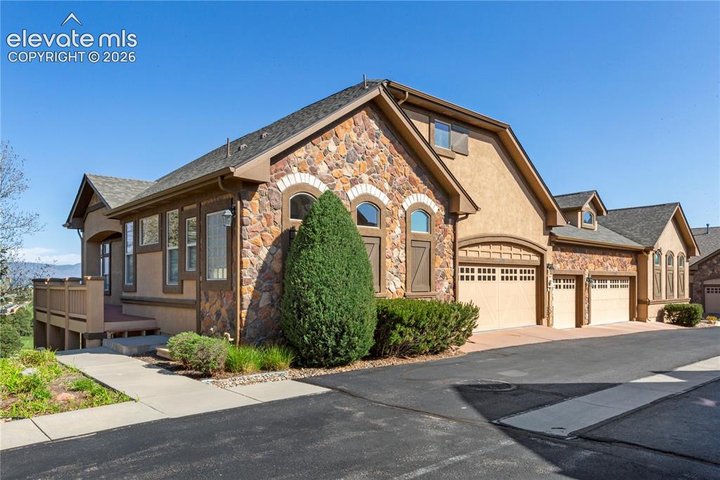 Image 1 of 31: Beautiful front of the home