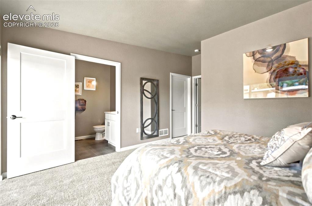 Image 33 of 48: Bedroom