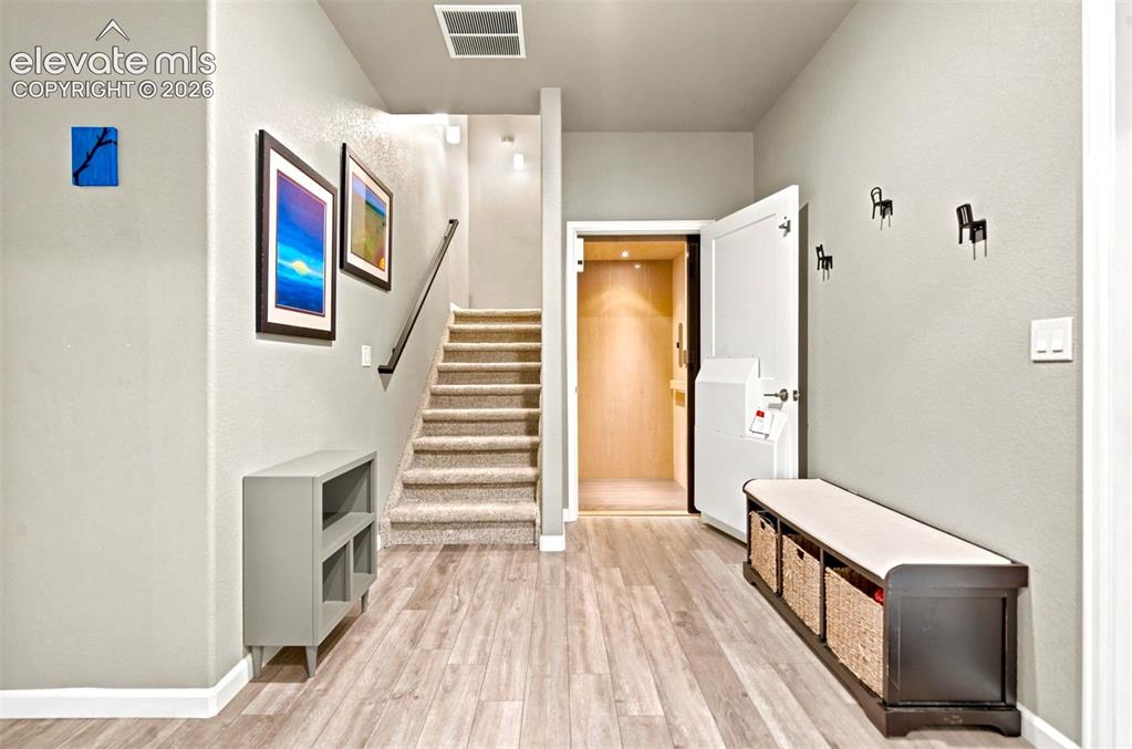 Image 4 of 48: Entrance Foyer