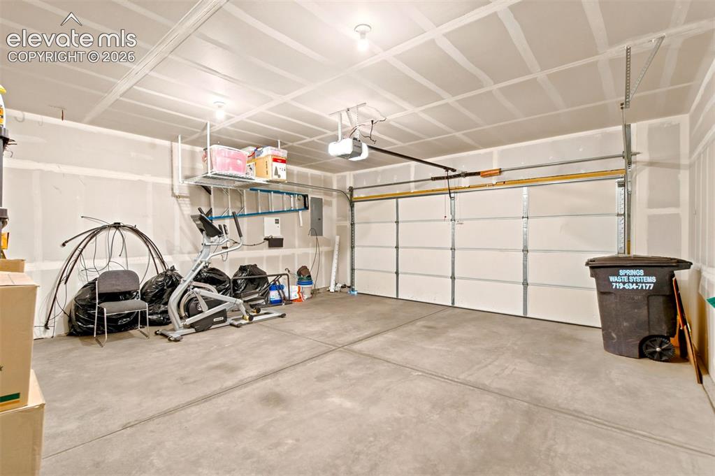 Image 48 of 48: Garage