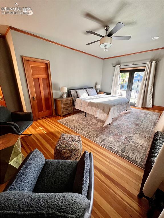 Image 7 of 25: Bedroom