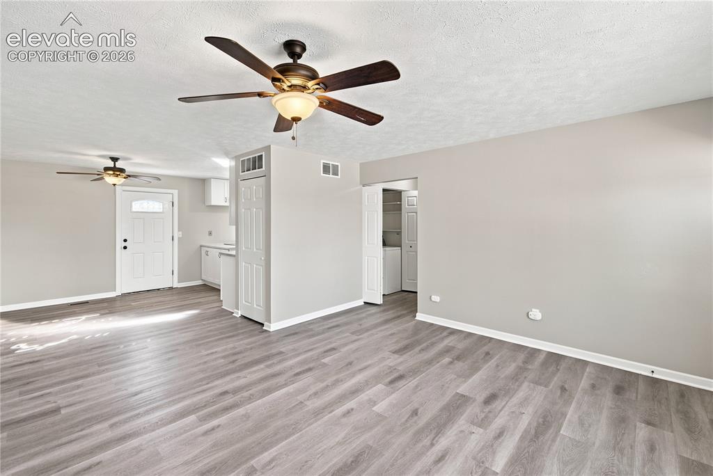 Image 4 of 47: Living Room