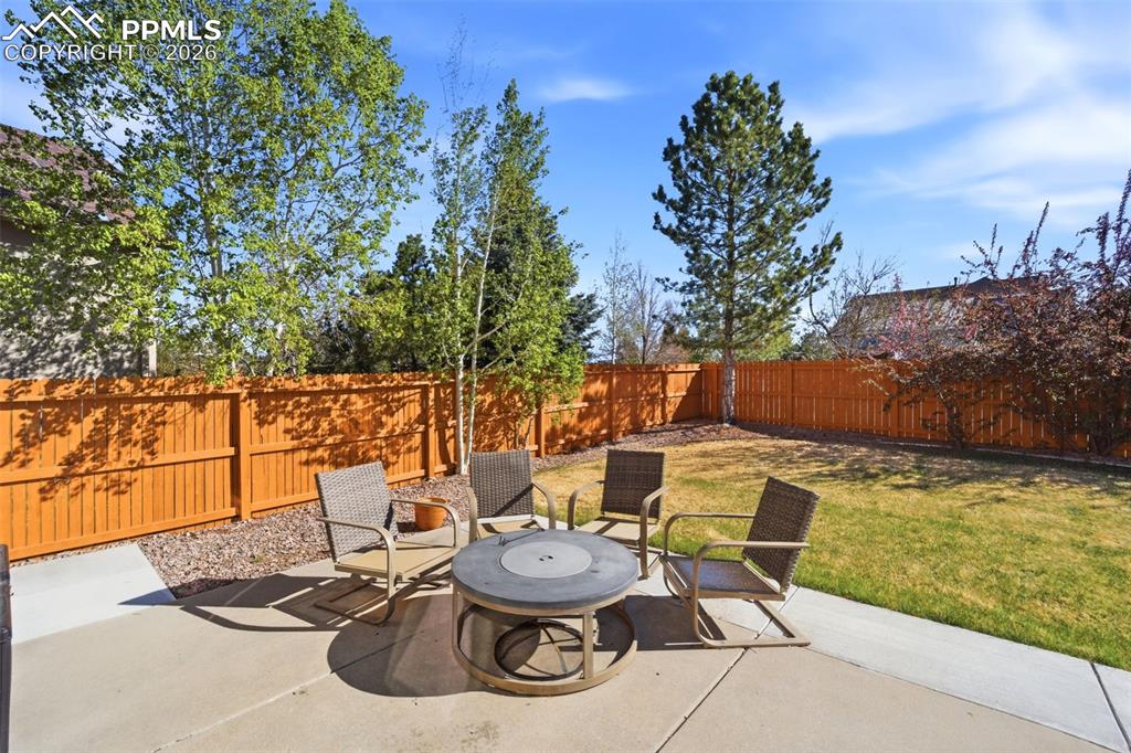 Image 36 of 47: Patio