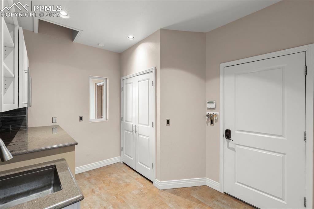 Image 25 of 50: No Description Available