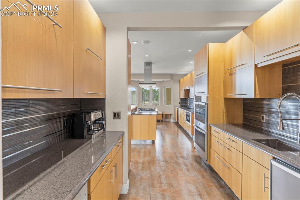 Image 9 of 50: No Description Available