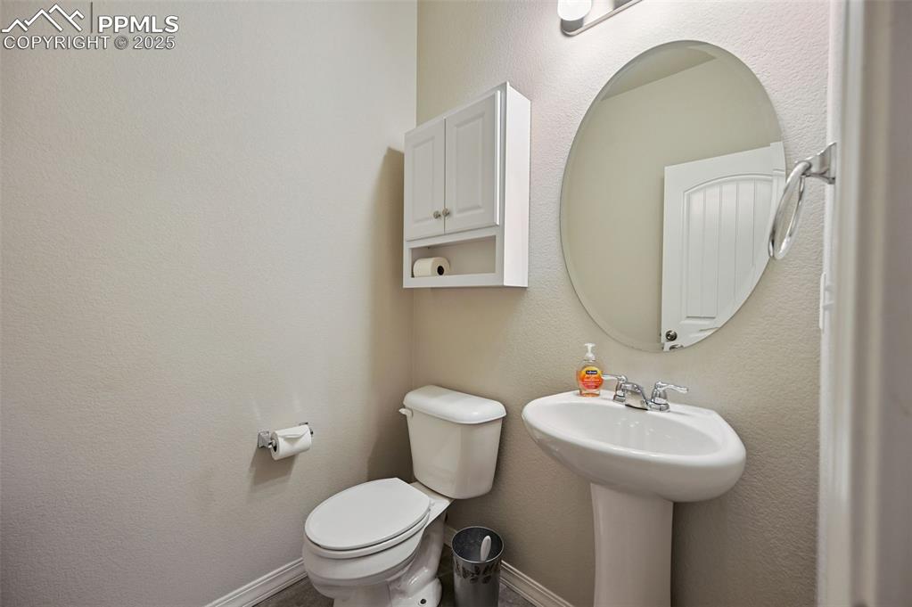 Image 13 of 43: Bathroom