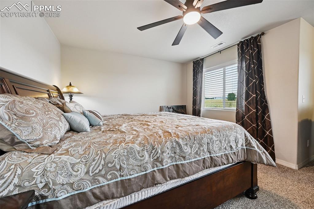 Image 18 of 43: Bedroom
