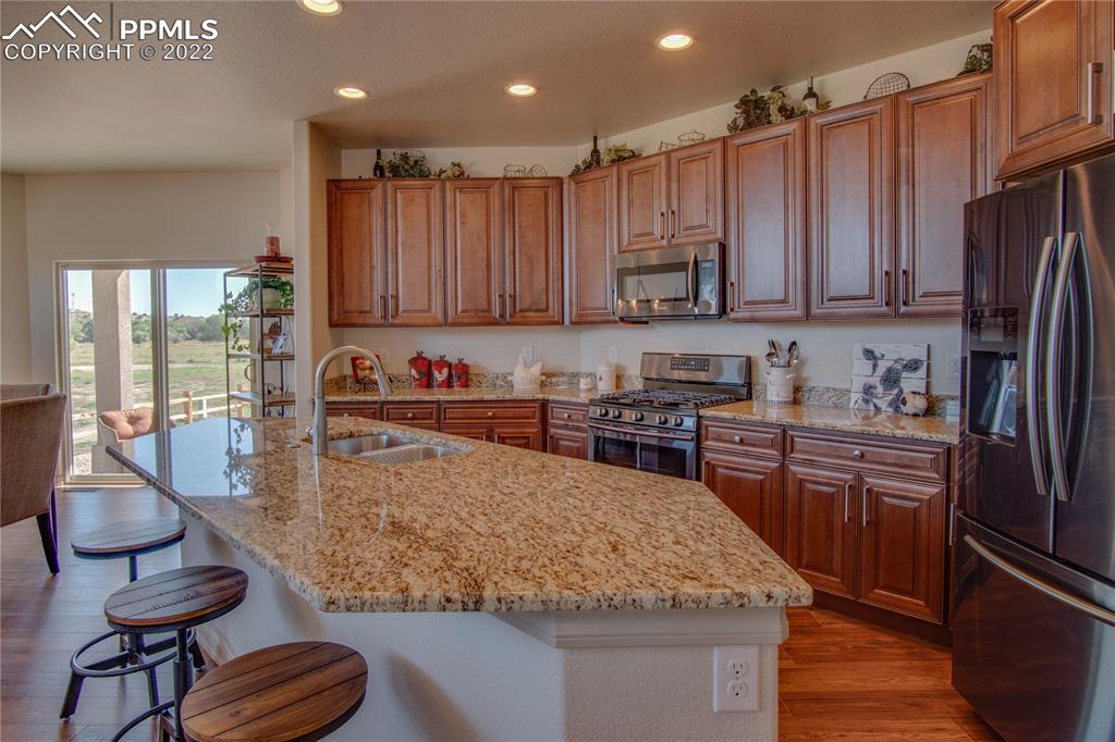 Listing 2118519, Image 14 of 39