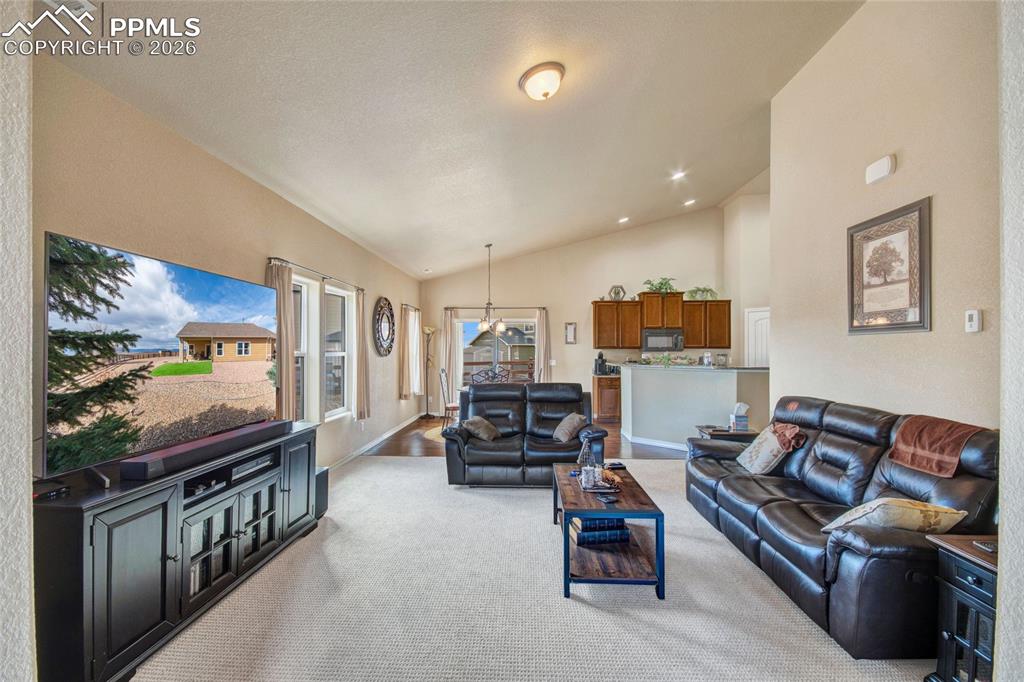 Image 17 of 30: Living Room