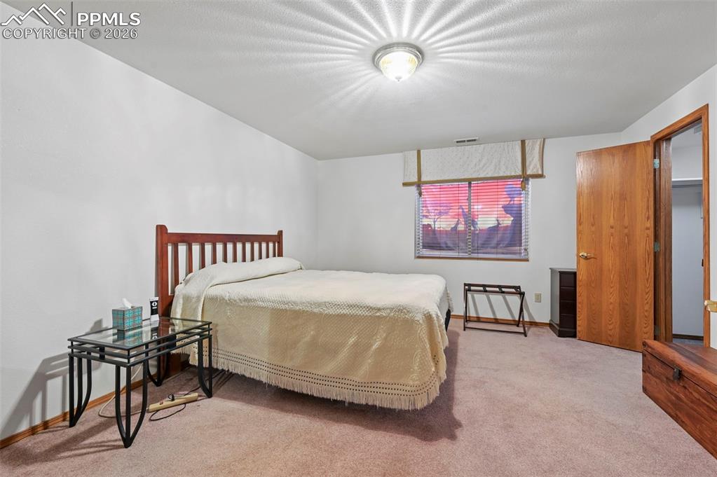 Image 29 of 43: Bedroom