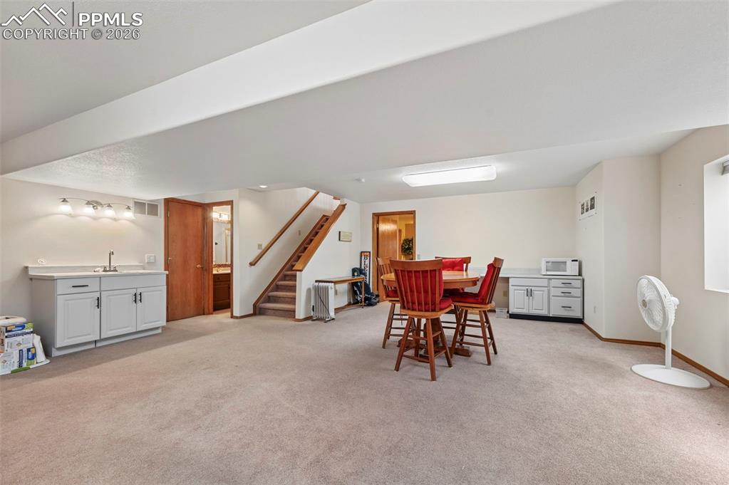 Image 5 of 43: Family Room