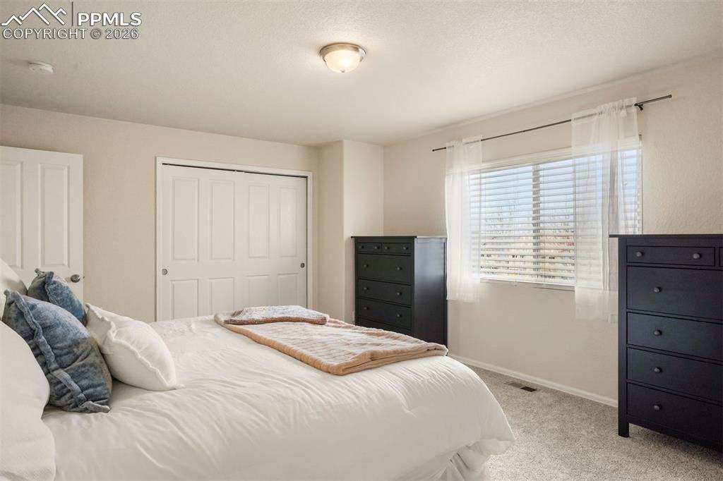 Image 12 of 31: Bedroom