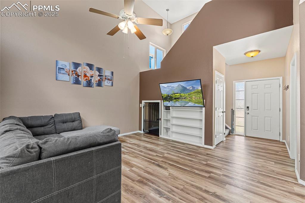 Image 8 of 35: Living Room