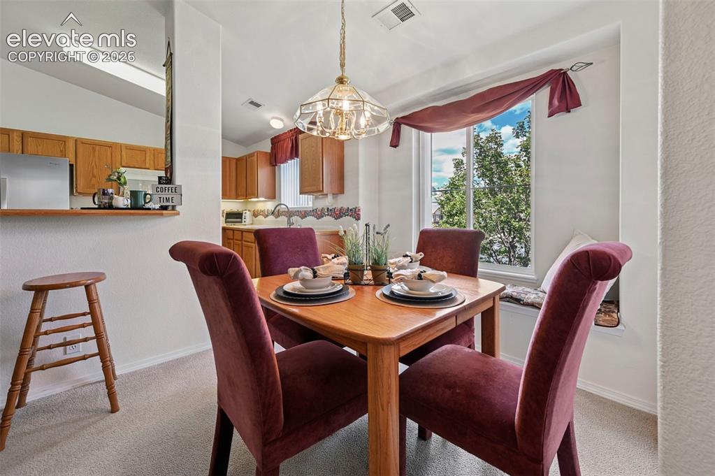 Image 11 of 48: Dining Area
