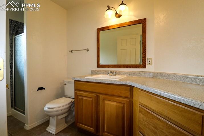 Image 21 of 44: Bathroom