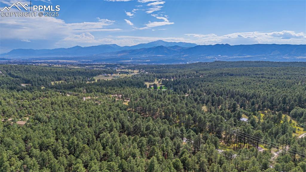 Image 28 of 31: View