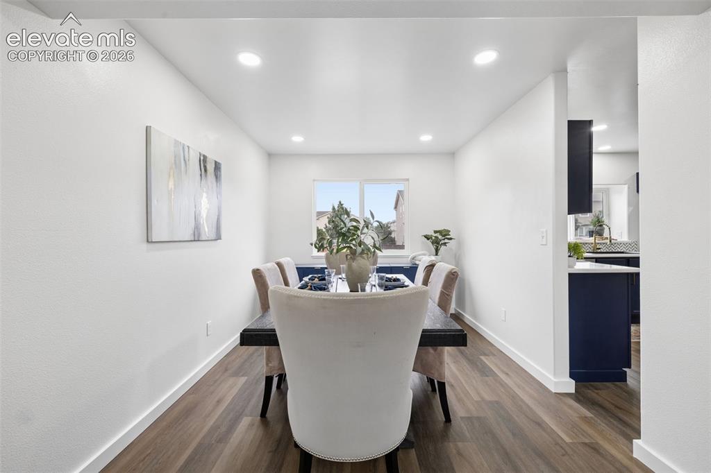 Image 10 of 38: Dining Area