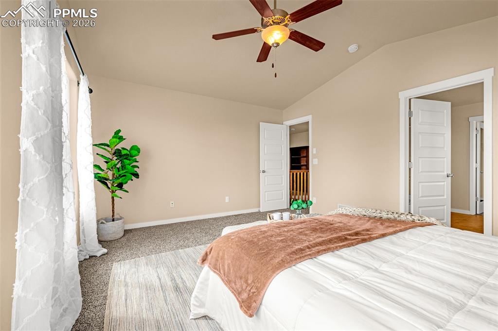 Image 17 of 47: Bedroom