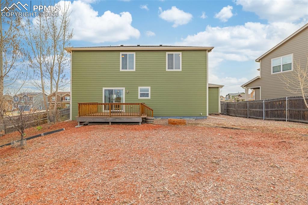 Image 36 of 47: Back of Structure