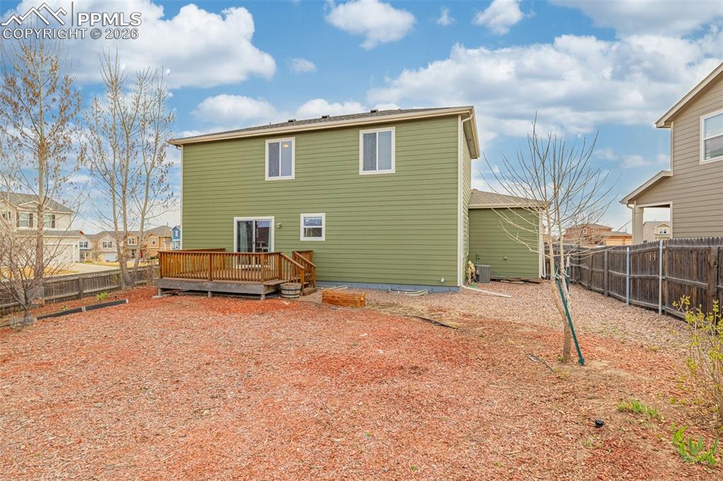 Image 37 of 47: Back of Structure