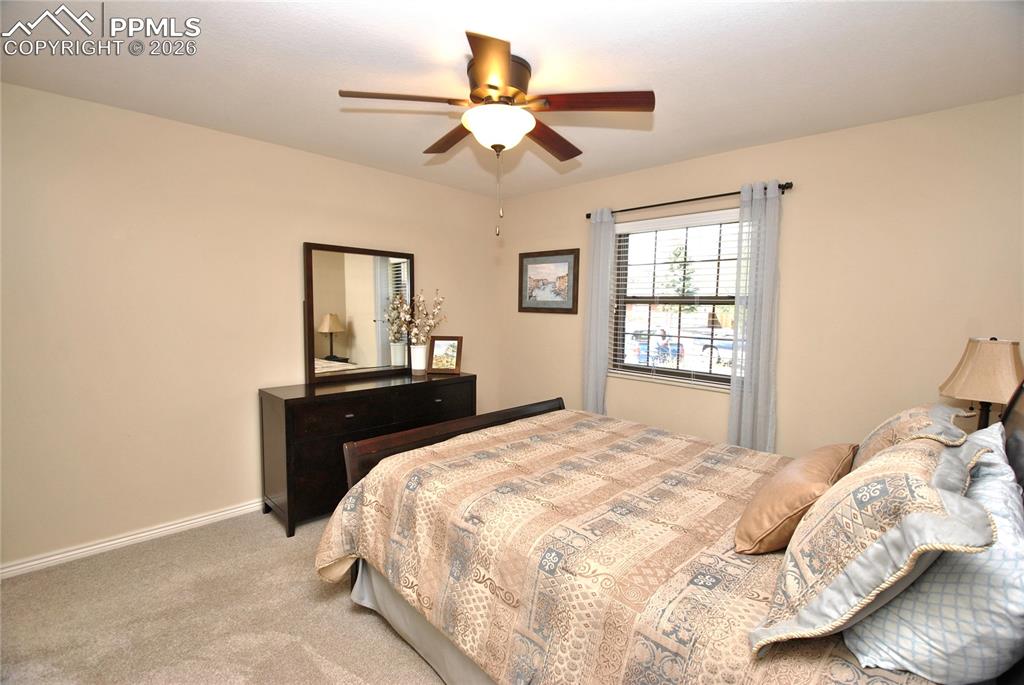 Image 26 of 46: Bedroom