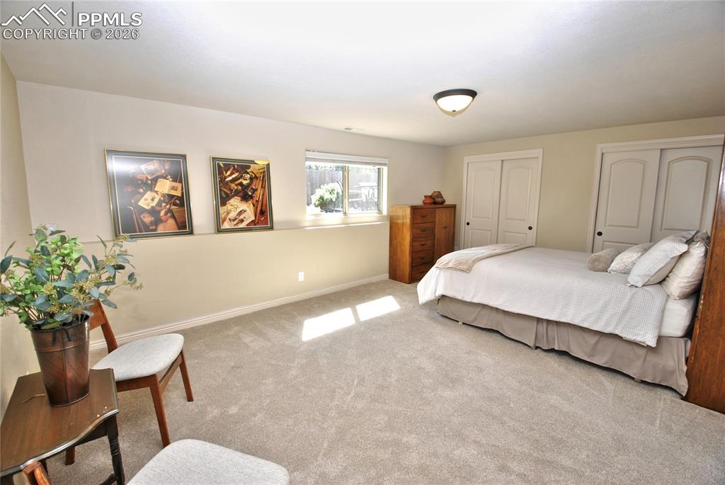 Image 29 of 46: Bedroom