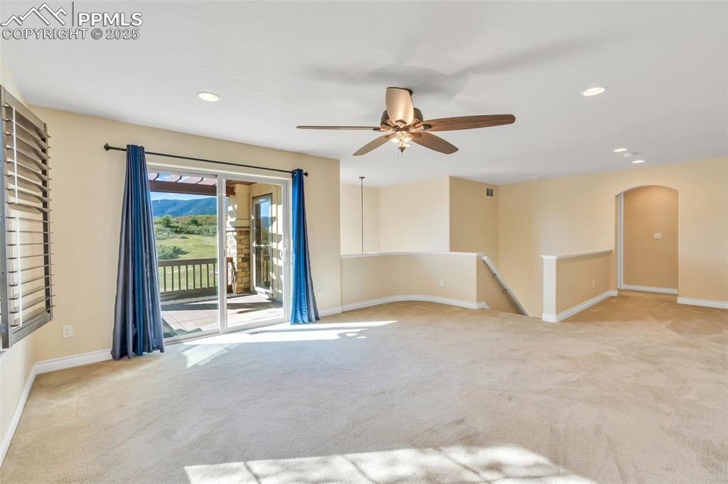 Image 30 of 41: Loft