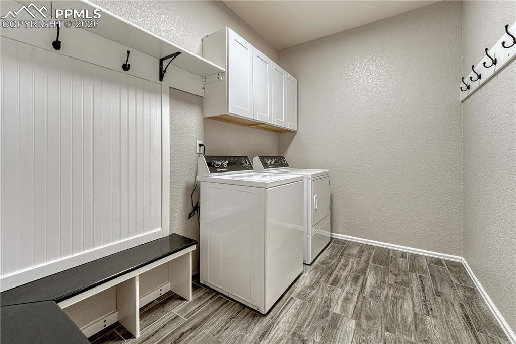 Image 19 of 47: Laundry