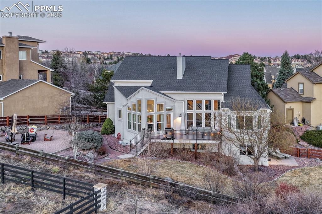 Image 40 of 47: Back of Structure