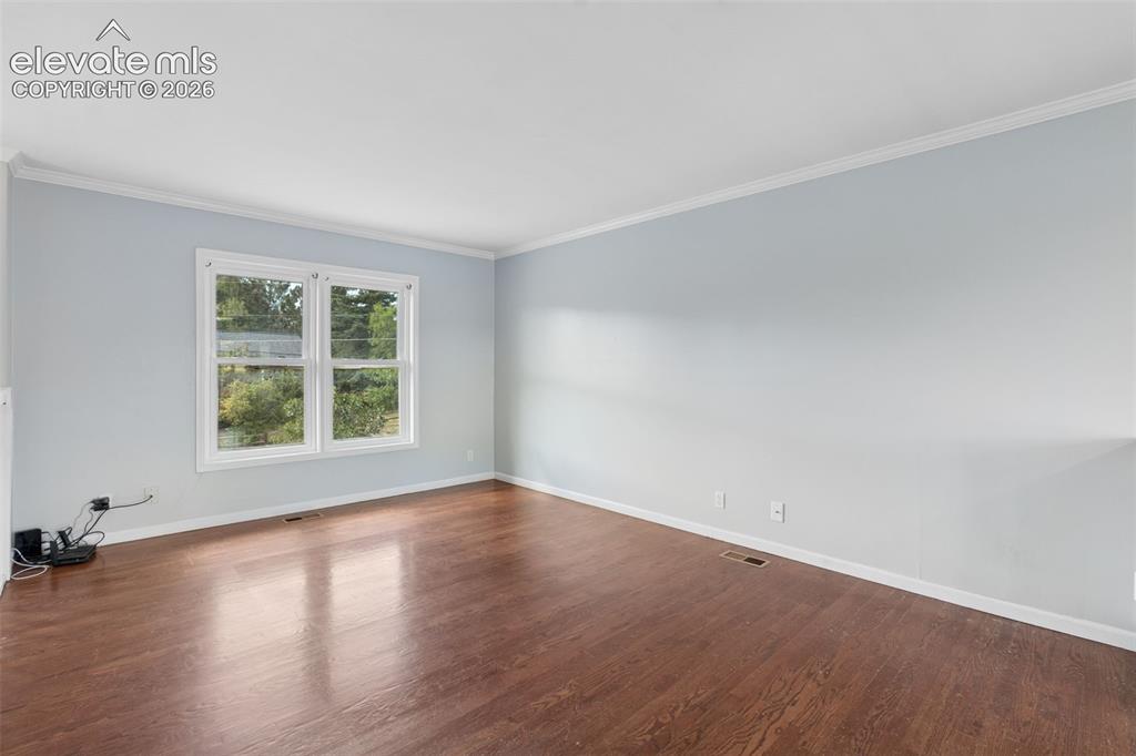 Image 11 of 33: Living Room