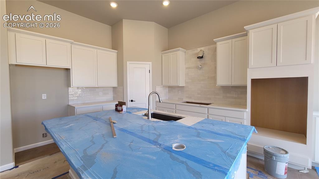 Image 12 of 34: Kitchen