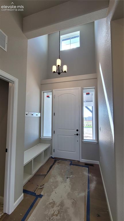 Image 4 of 34: Entry