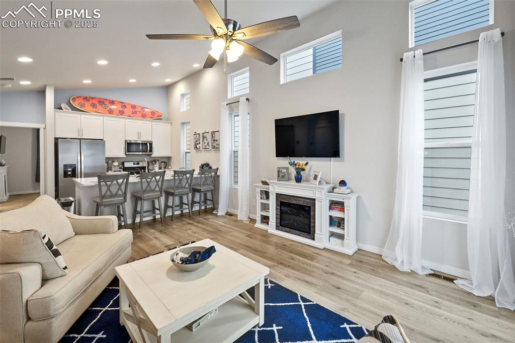 Image 10 of 40: Living Room