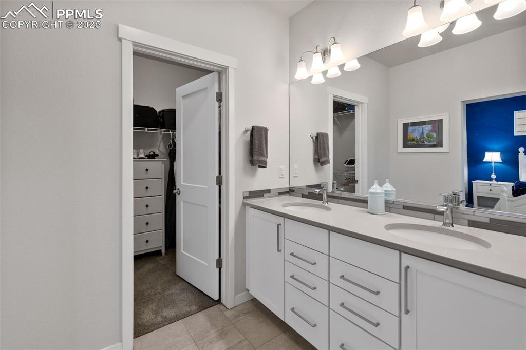 Image 20 of 40: Master Bathroom