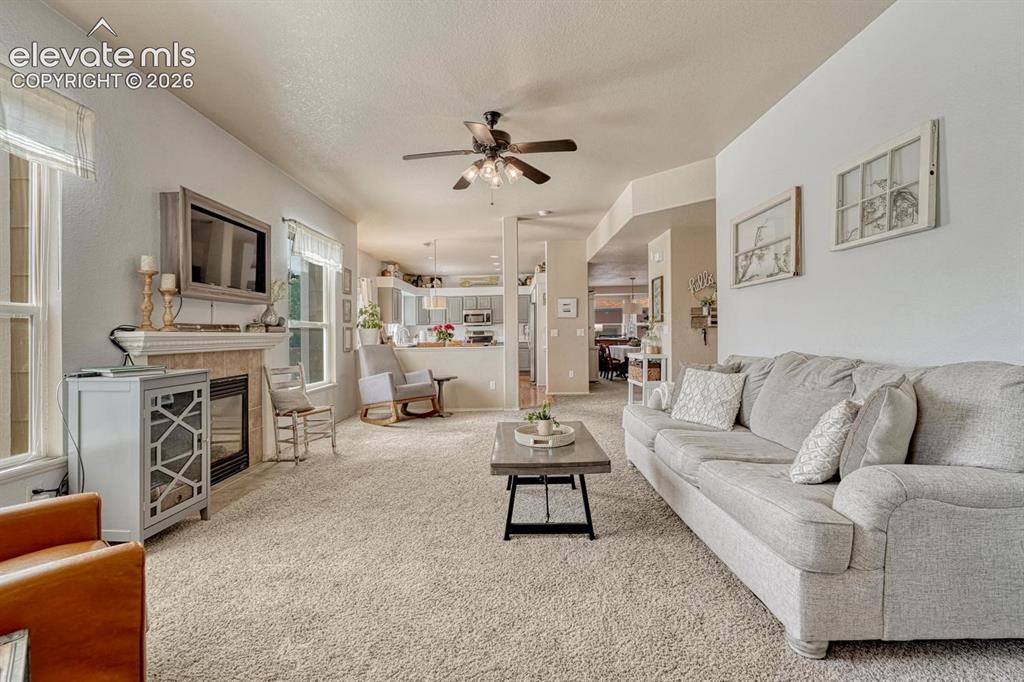 Image 14 of 48: Living Room