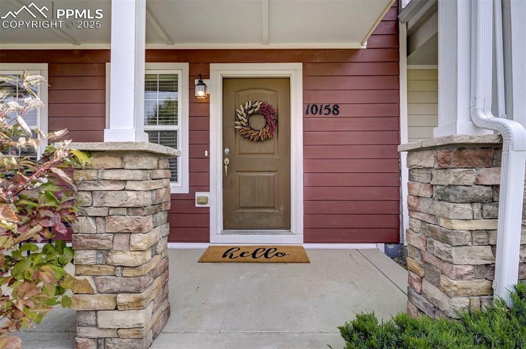 Image 3 of 46: Entry