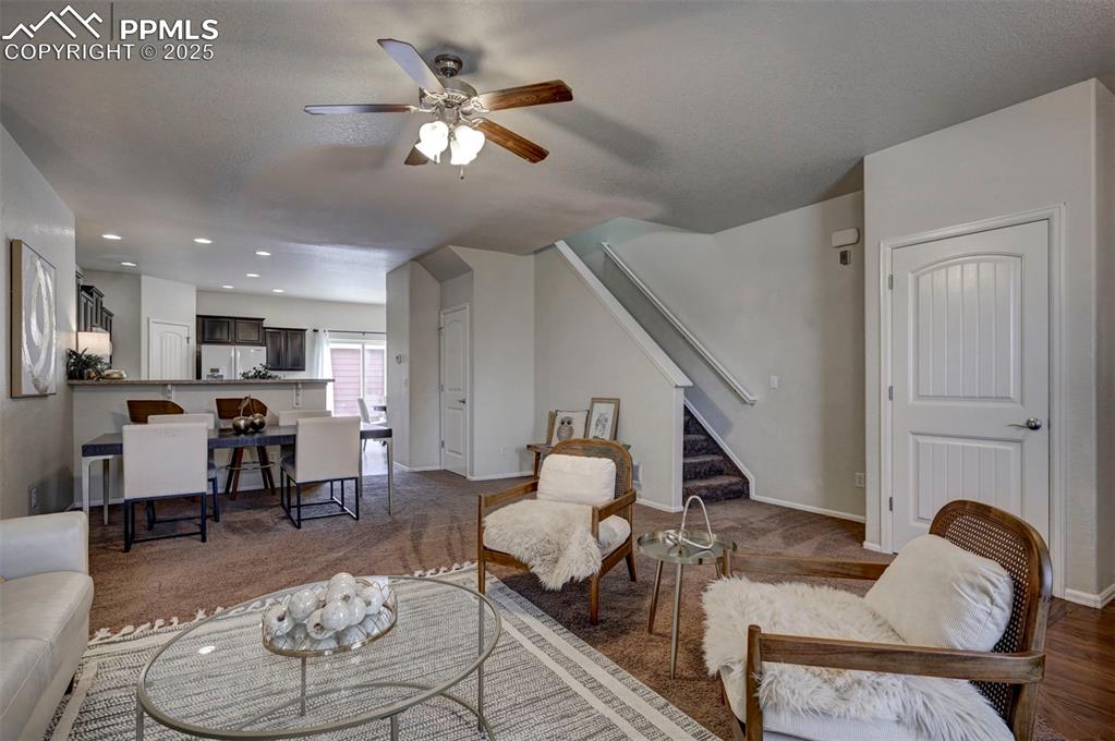 Image 7 of 46: Living Room