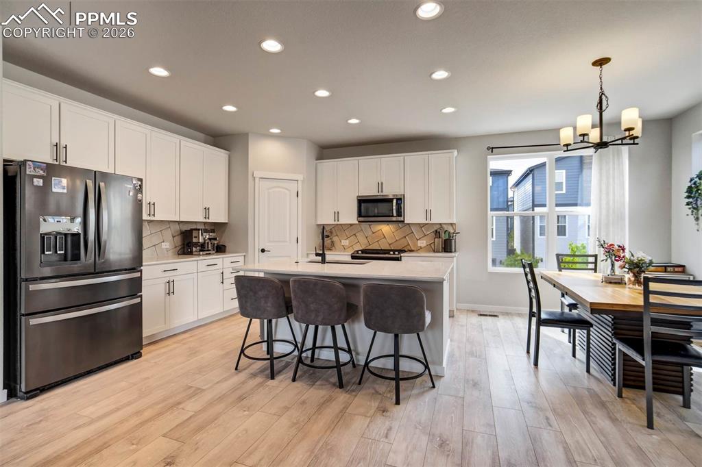 Image 11 of 46: Kitchen