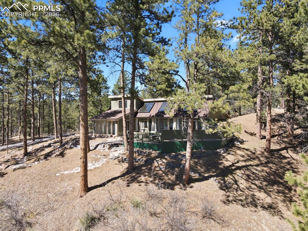 Image 34 of 48: Back of Structure