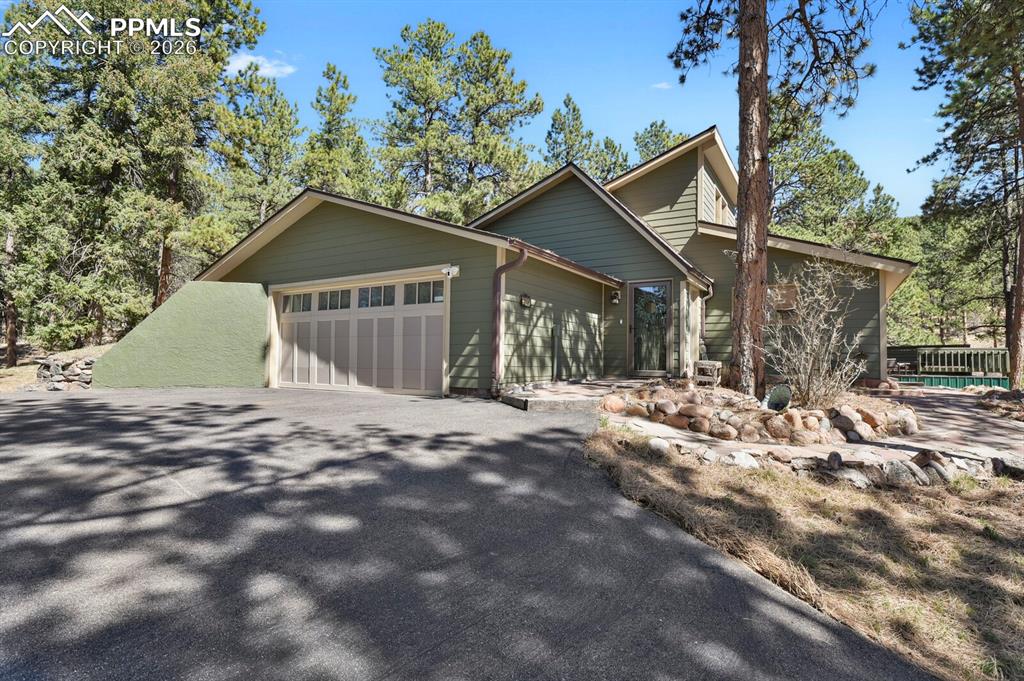 Image 39 of 48: Side of Structure