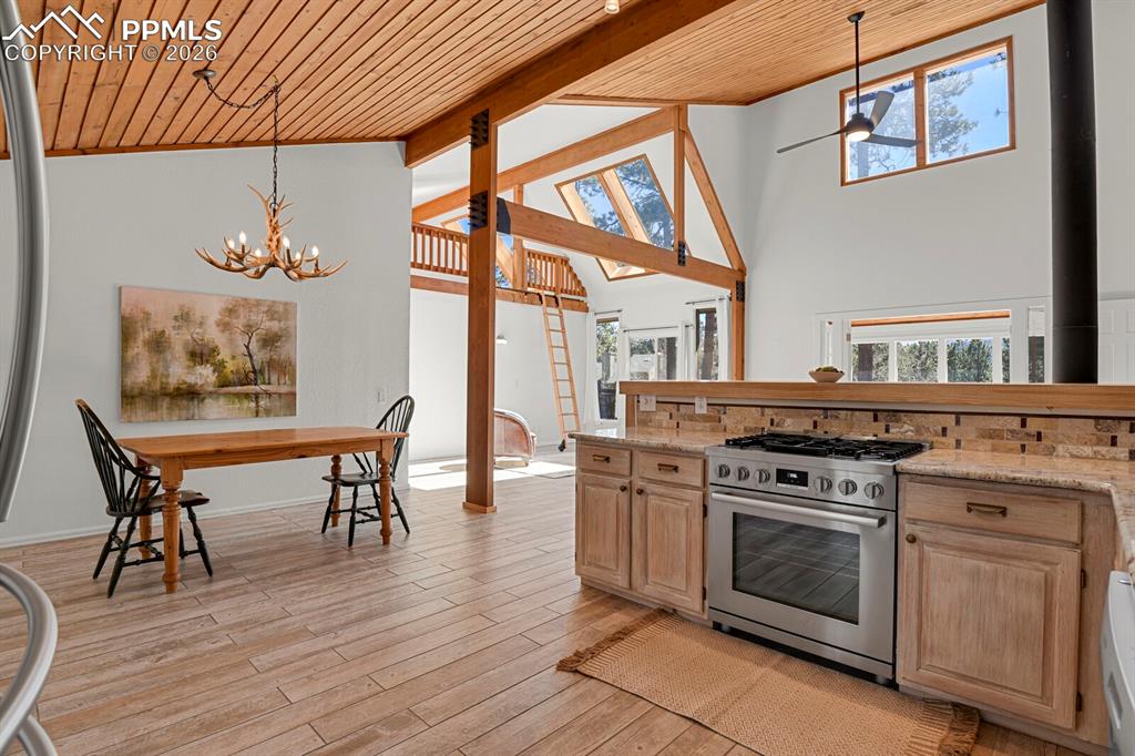 Image 6 of 48: Kitchen