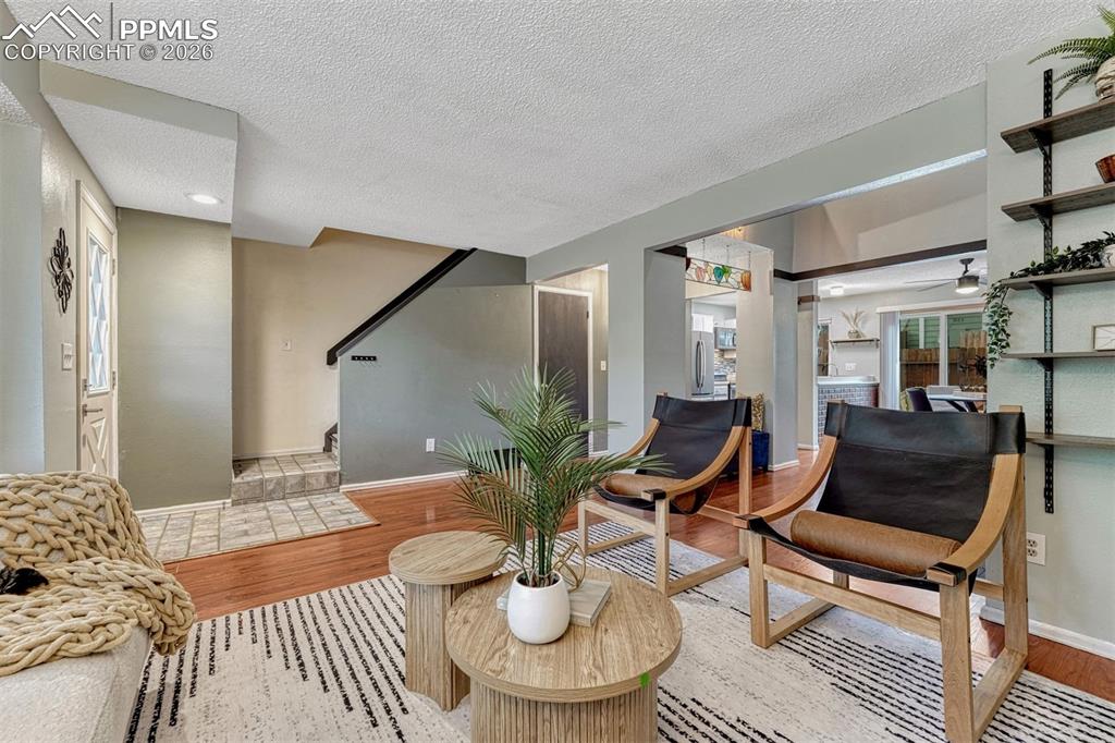 Image 10 of 44: Sitting Room