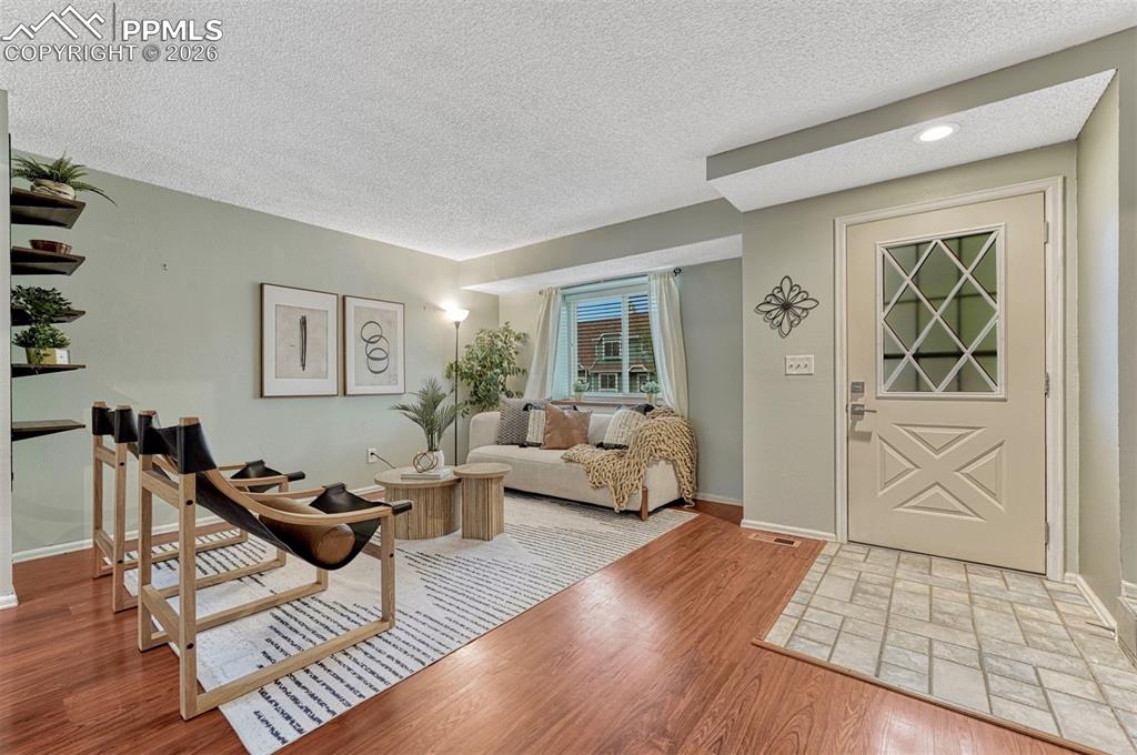 Image 11 of 44: Living Room