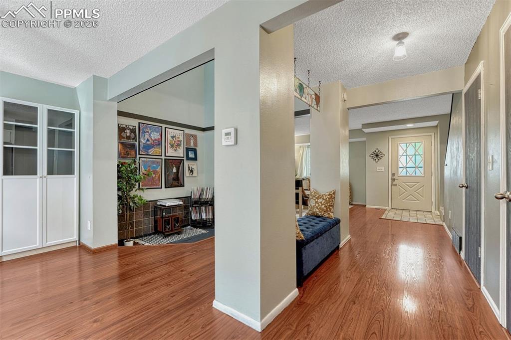 Image 13 of 44: Entry