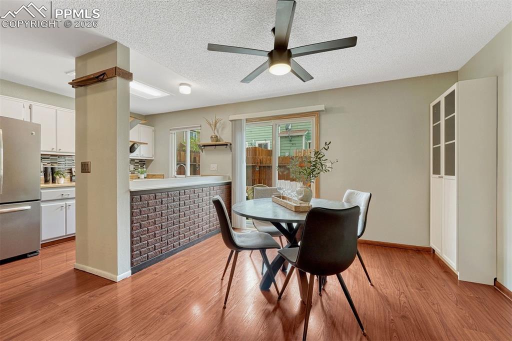 Image 3 of 44: Dining Area