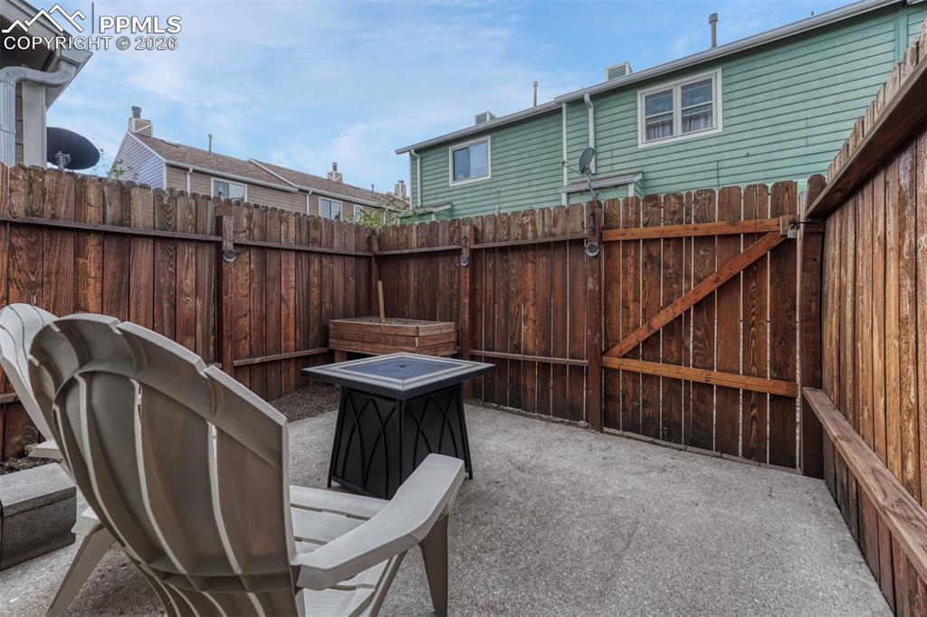 Image 34 of 44: Patio