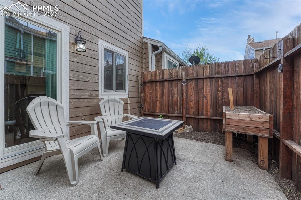 Image 6 of 44: Patio