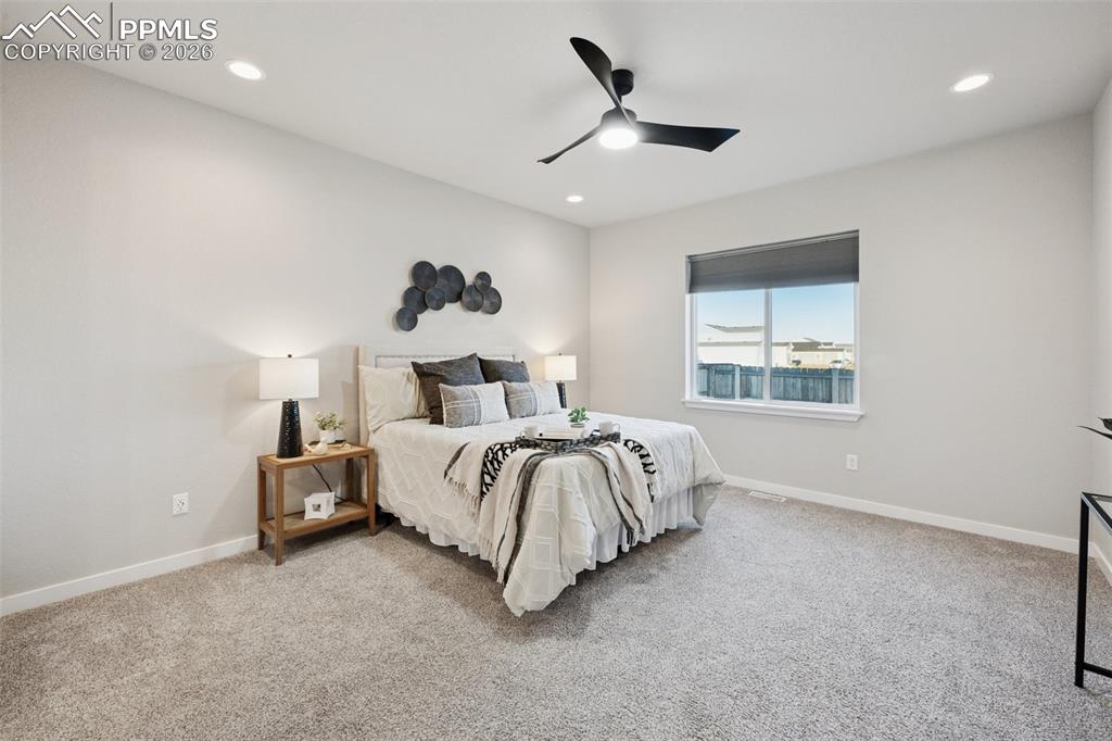 Image 24 of 47: Bedroom