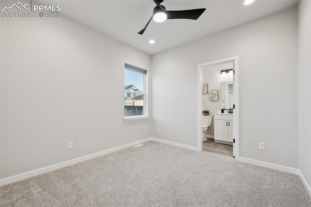 Image 39 of 47: Bedroom