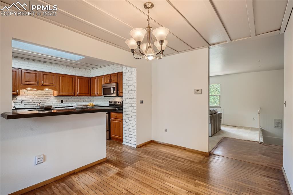 Listing 2145152, Image 6 of 24